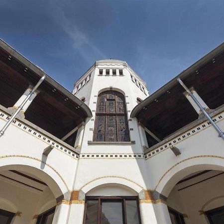 Aruuman Hotel Simpanglima Semarang Dış mekan fotoğraf