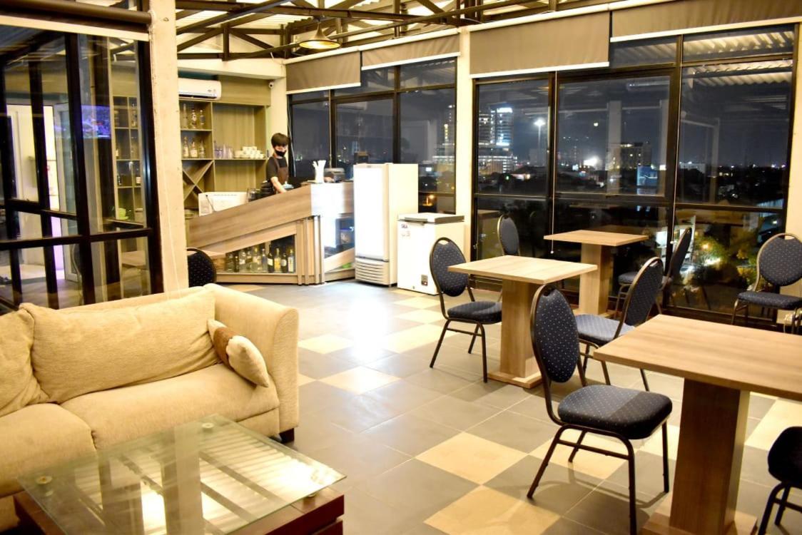 Aruuman Hotel Simpanglima Semarang Dış mekan fotoğraf