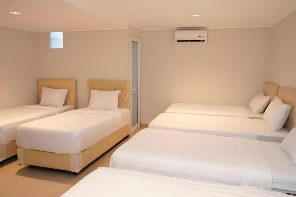 Aruuman Hotel Simpanglima Semarang Dış mekan fotoğraf